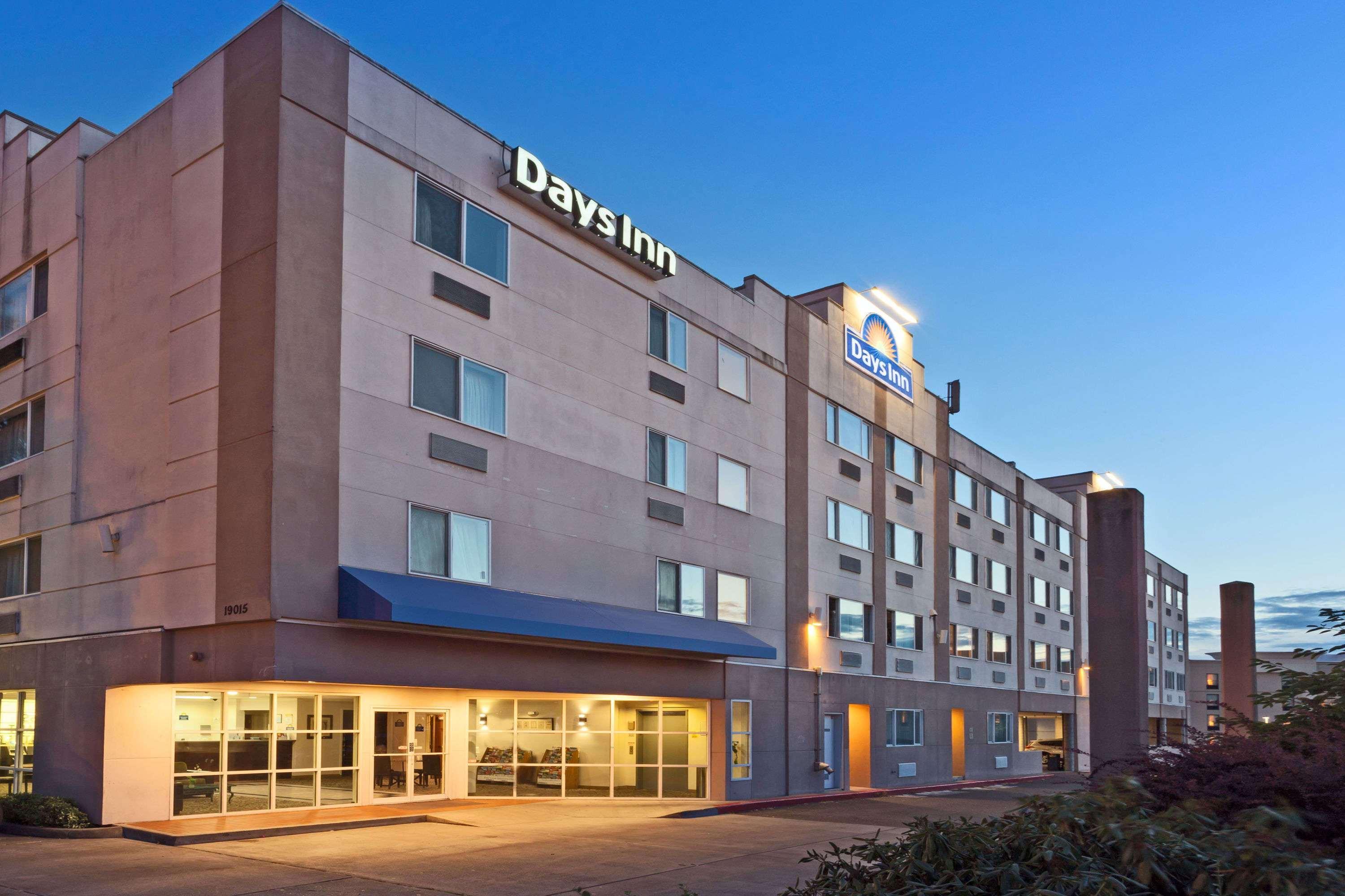 Days Inn By Wyndham Seatac Airport Buitenkant foto