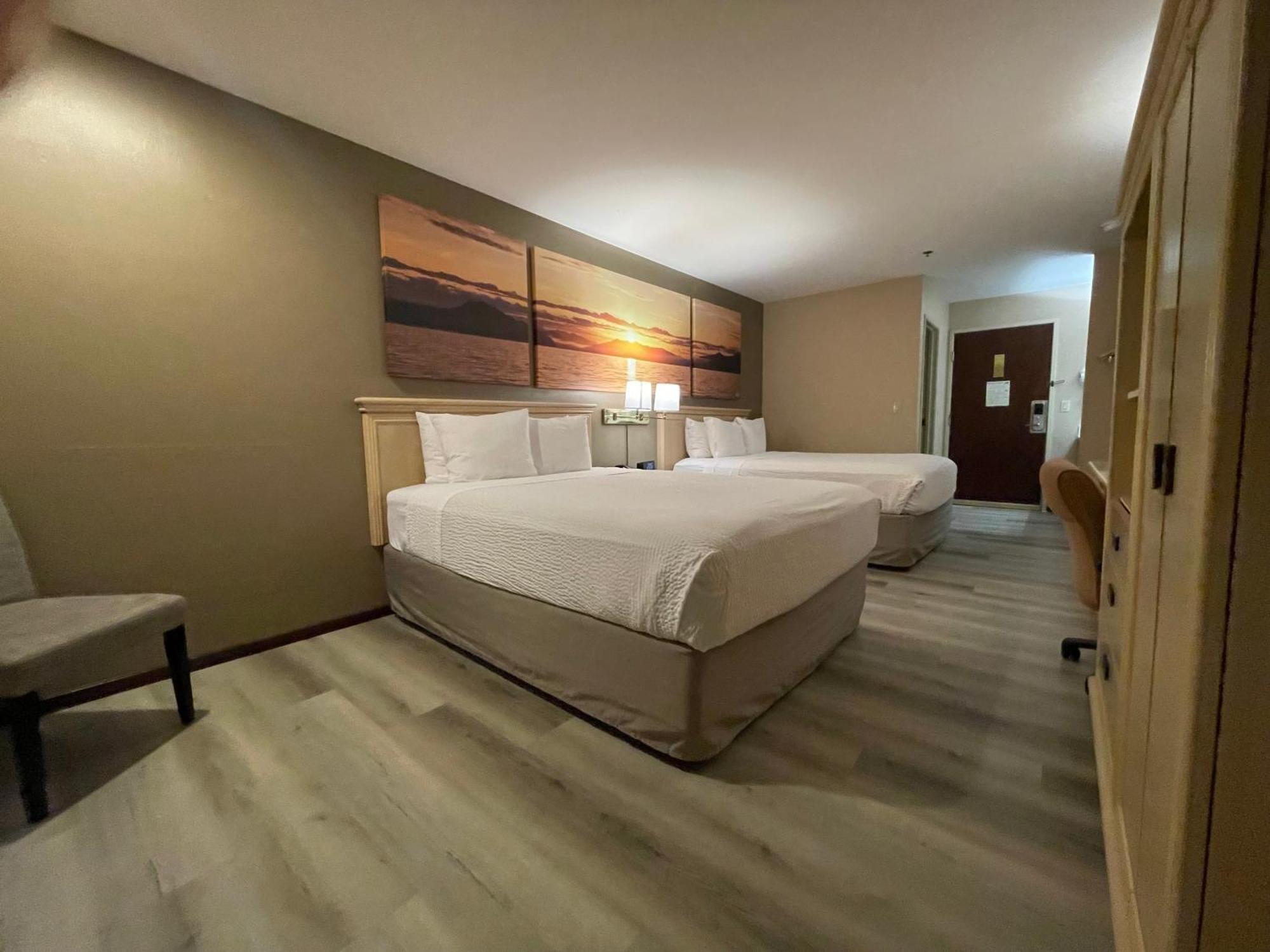 Days Inn By Wyndham Seatac Airport Buitenkant foto